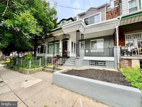 5740 Spruce St, Philadelphia, PA 19139