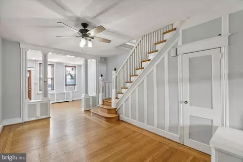 128 Burnside St, Philadelphia, PA 19127