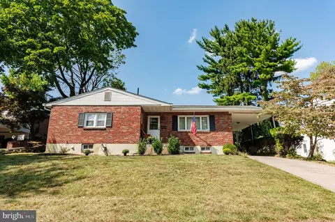 452 54 Evergreen Ave, Philadelphia, PA 19128