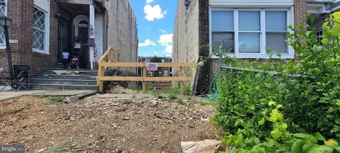 1724 S 60th St, Philadelphia, PA 19142