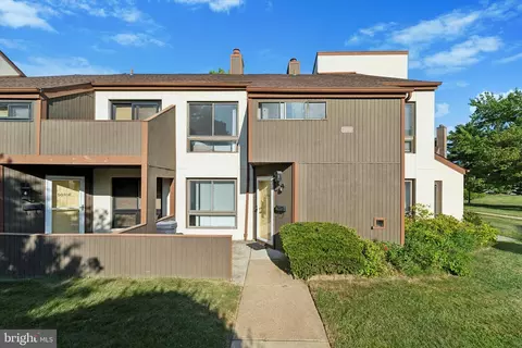 5010 N Convent Ln N Convent #F, Philadelphia, PA 19114