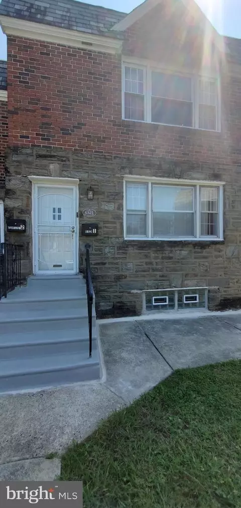 6321 E Fariston Dr, Philadelphia, PA 19120