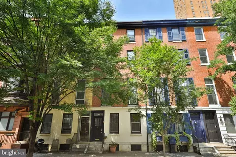 334 S 15th St, Philadelphia, PA 19102