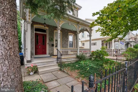 432 Lyceum Ave, Philadelphia, PA 19128