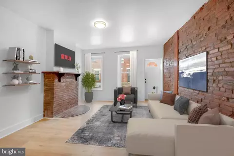 436 Winton St, Philadelphia, PA 19148