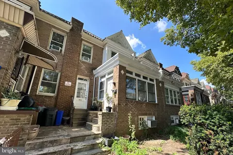 5602 N 13th St, Philadelphia, PA 19141