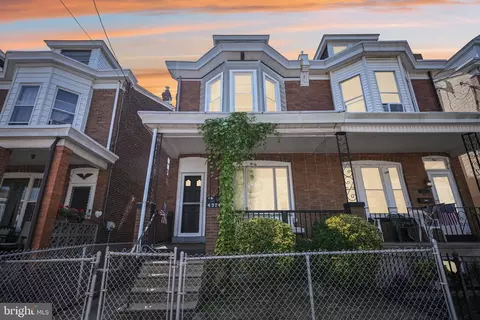 4324 Pechin St, Philadelphia, PA 19128