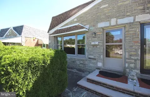 8531 Agusta St, Philadelphia, PA 19152