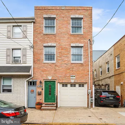 1545 E Palmer St, Philadelphia, PA 19125