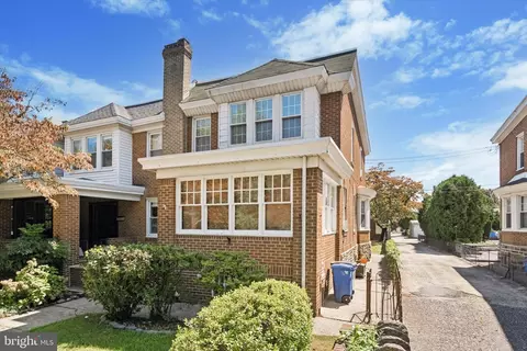 663 Roxborough Ave, Philadelphia, PA 19128