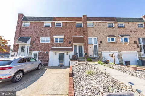 3628 E Crown Ave, Philadelphia, PA 19114