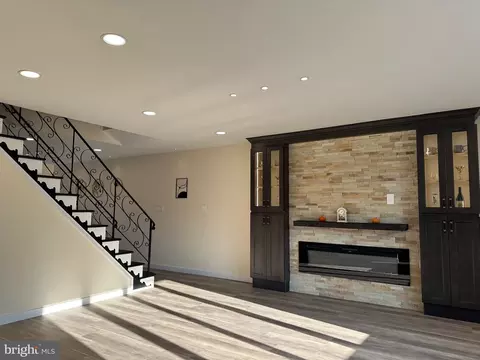 2807 Tremont St, Philadelphia, PA 19136