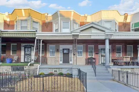 6727 N Smedley St, Philadelphia, PA 19126