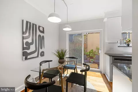 1740 Rodman St, Philadelphia, PA 19146