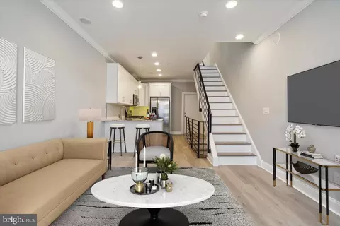 1842 Ingersoll St, Philadelphia, PA 19121