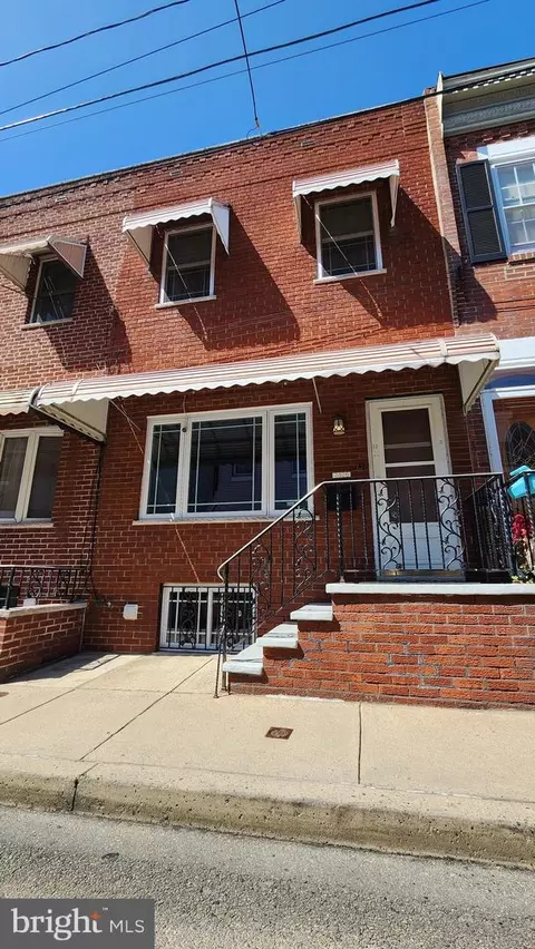 2426 S Rosewood St, Philadelphia, PA 19145