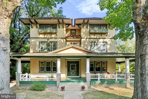 6609 Lawnton Ave, Philadelphia, PA 19126