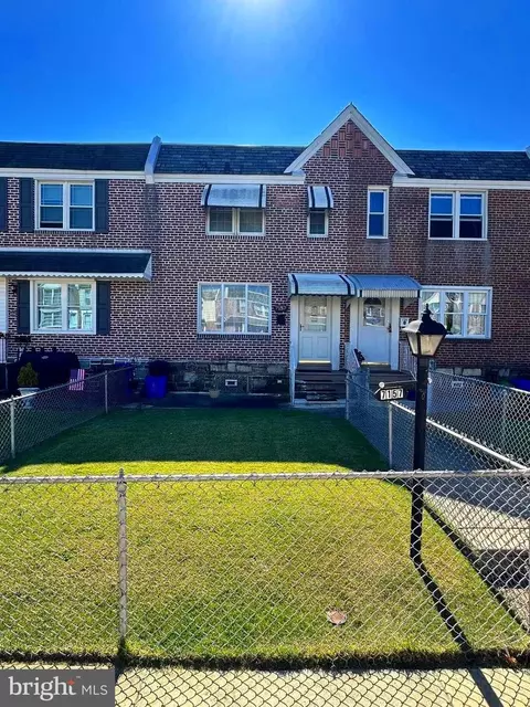 7157 Erdrick St, Philadelphia, PA 19135