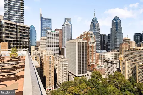 224-30 W Rittenhouse Sq #1706, Philadelphia, PA 19103