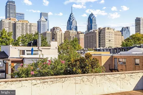 2009 Naudain St, Philadelphia, PA 19146
