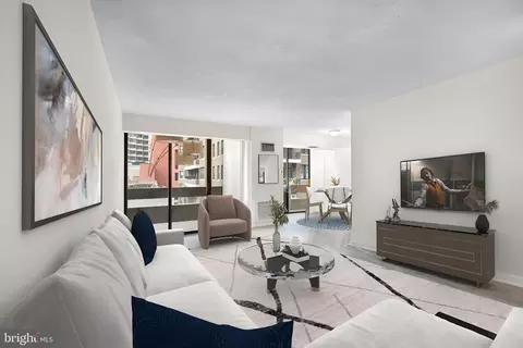 1326 42 Spruce St #705, Philadelphia, PA 19107