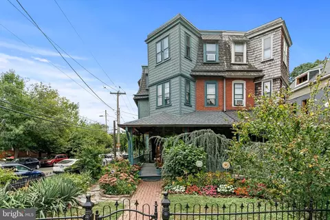 400 W Schoolhouse Ln, Philadelphia, PA 19144