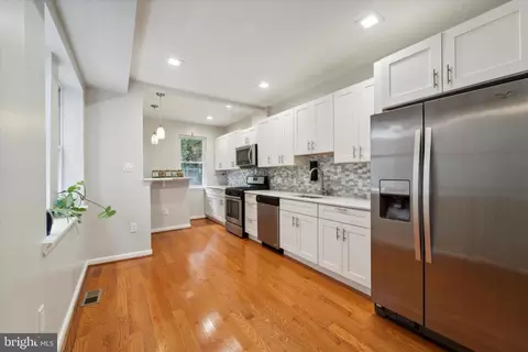 6232 Spruce St, Philadelphia, PA 19139