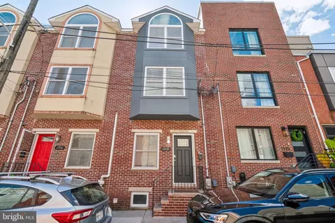 1918 Alter St, Philadelphia, PA 19146