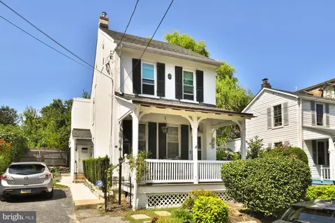25 W Southampton Ave, Philadelphia, PA 19118