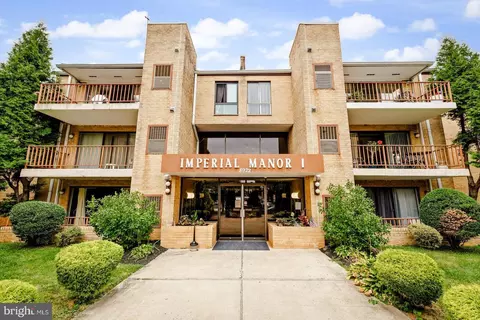 8920 Krewstown Rd #204, Philadelphia, PA 19115