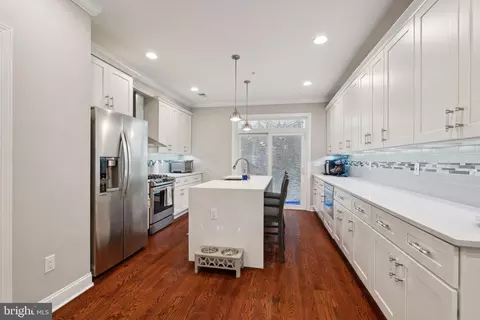224 W Wildey St, Philadelphia, PA 19123