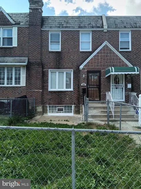 202 Higbee St, Philadelphia, PA 19111