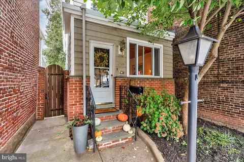 2316 E Norris St, Philadelphia, PA 19125