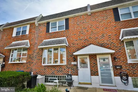2869 Tremont St, Philadelphia, PA 19136