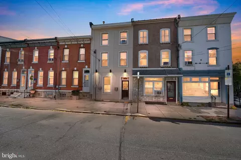3912 Terrace St, Philadelphia, PA 19128