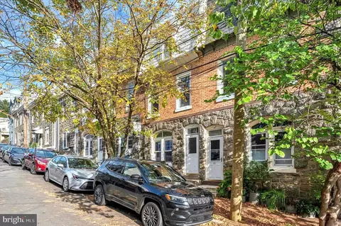 213 Wendover St, Philadelphia, PA 19128