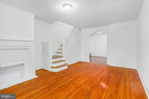 3825 N 16th St, Philadelphia, PA 19140