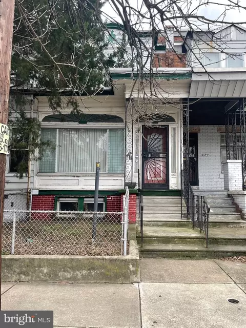 5738 Spruce St, Philadelphia, PA 19139