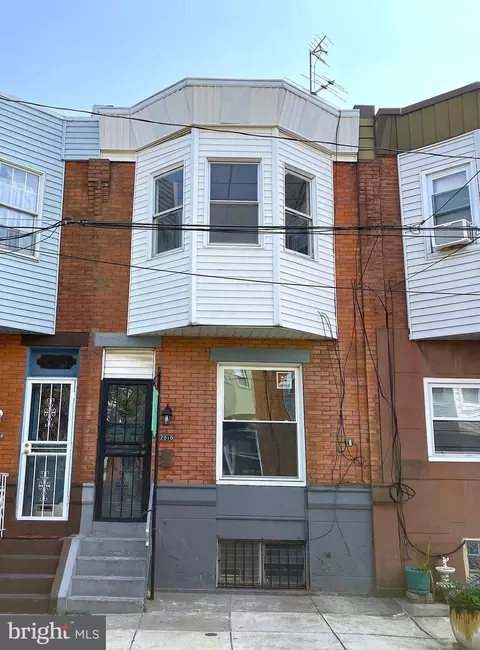 2010 Emily St, Philadelphia, PA 19145