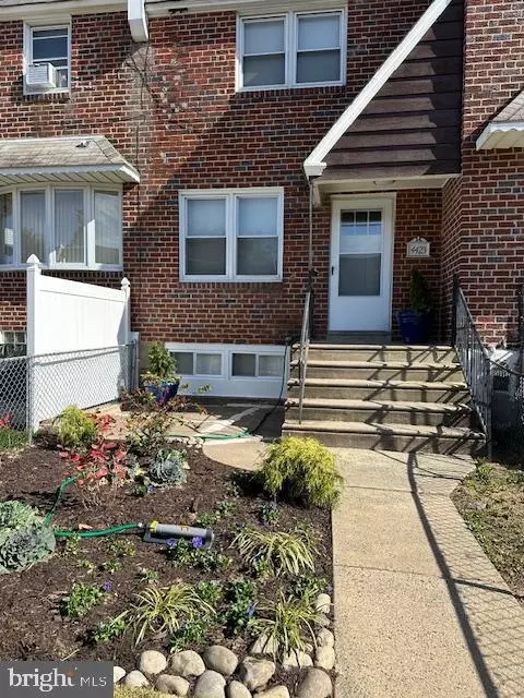 4423 Tolbut St, Philadelphia, PA 19136