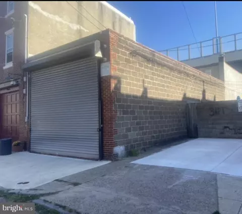 2708 Emery St, Philadelphia, PA 19134