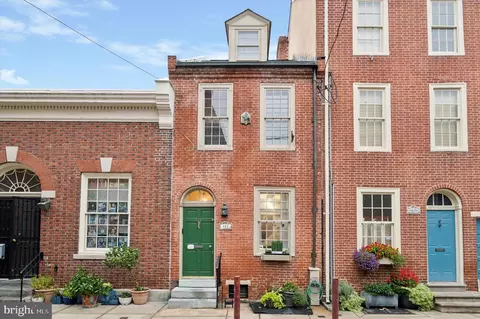 411 Gaskill St, Philadelphia, PA 19147