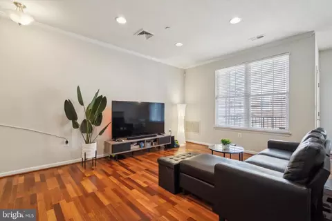 3139 W Thompson St, Philadelphia, PA 19121