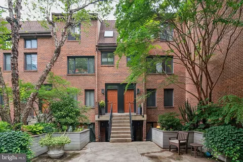 2034 Arch St #KLW, Philadelphia, PA 19103
