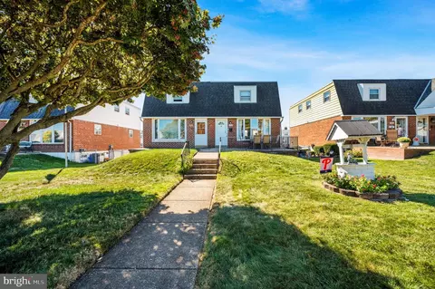 3432 Holyoke Rd, Philadelphia, PA 19114