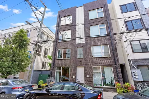 1538 Ogden St #1A, Philadelphia, PA 19130