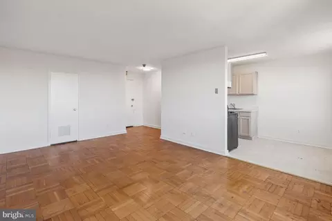2601 Pennsylvania Ave #947, Philadelphia, PA 19130