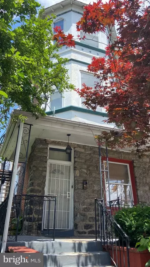 6703 Lansdowne Ave, Philadelphia, PA 19151