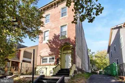 1716 N 18th St, Philadelphia, PA 19121