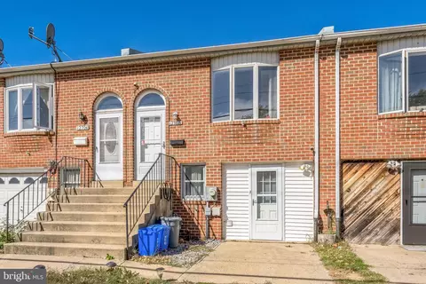 12706 Knights Rd, Philadelphia, PA 19154